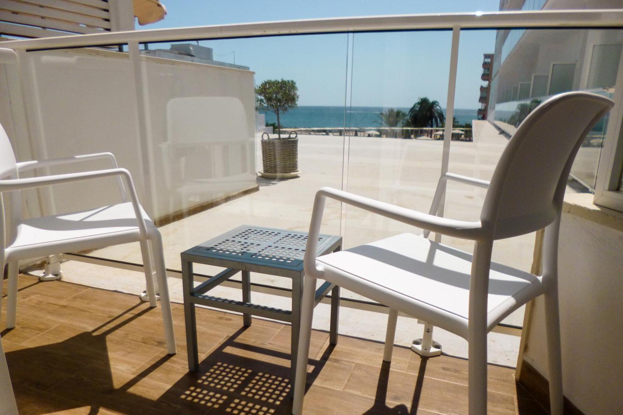 Sunprime Waterfront Adults Only Hotel Кан Пастиля Стая снимка